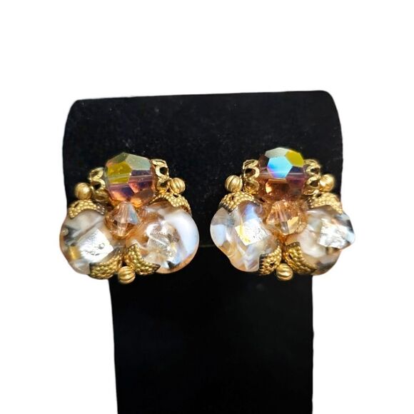 Vintage Aurora Borealis Cluster Clip-on Earrings - Picture 8 of 12